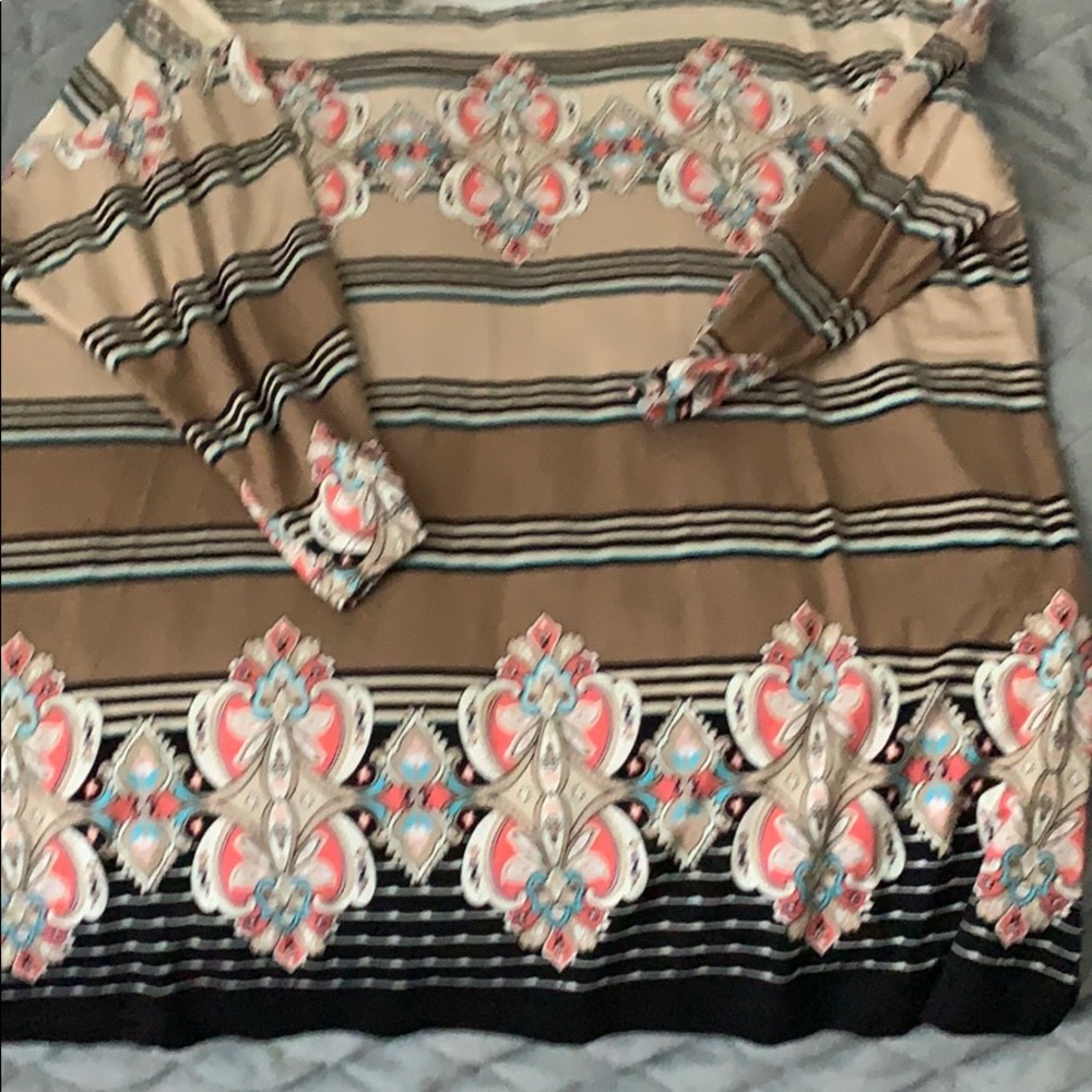 Tunic - Picture 3 of 3